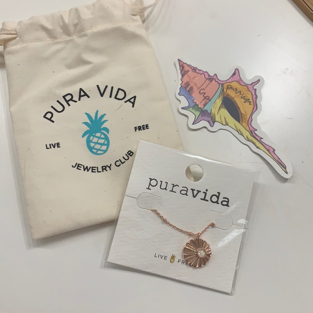 Pura Vida necklace